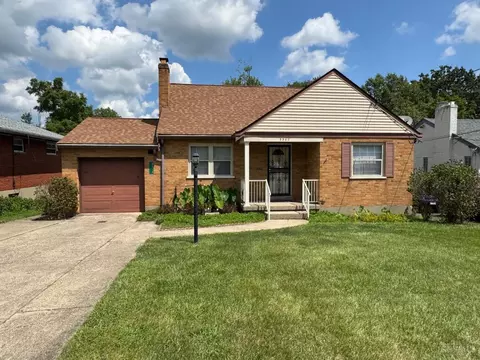 3360 Dolomar Dr, Colerain Twp, OH 45239