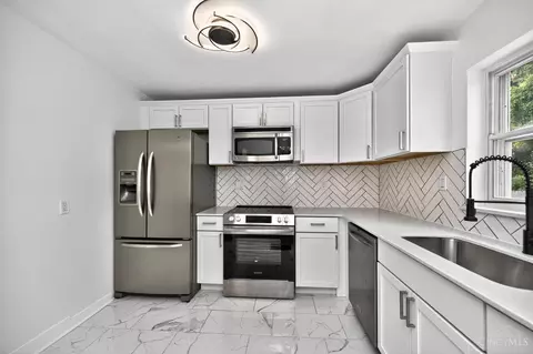 8397 Wicklow Ave, Cincinnati, OH 45236 photo 6