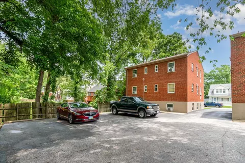 1545 Sutton Ave, Cincinnati, OH 45230 photo 3