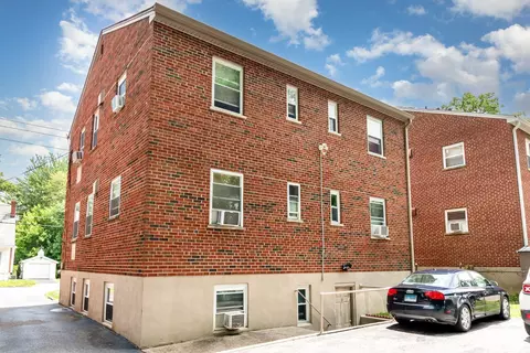 1545 Sutton Ave, Cincinnati, OH 45230 photo 4