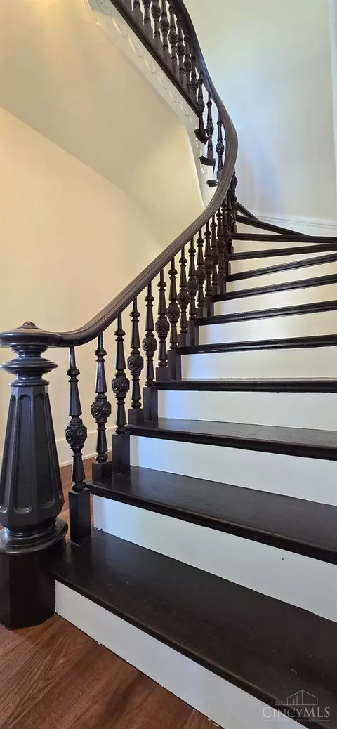 Entry Way - 504 Cherry St, Blanchester, OH 45107 photo 7 of 8
