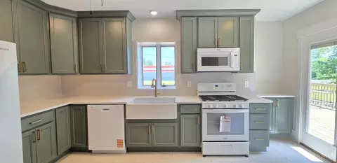 Kitchen - 504 Cherry St, Blanchester, OH 45107 photo 2 of 5