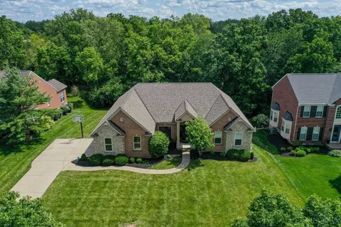 3927 Marble Ridge Ln, Mason, OH 45040