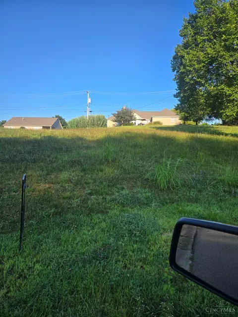 5 Kerry Ct, Hamilton, OH 45013