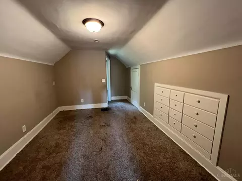 258 Seventy Third St, Cincinnati, OH 45216 photo 7