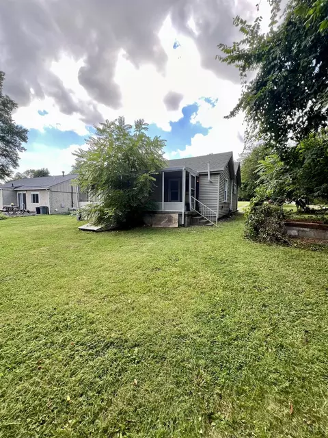 Exterior - 8320 Monroe Ave, Cincinnati, OH 45236 photo 3 of 6