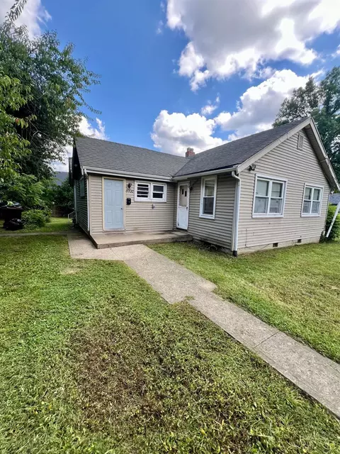 Exterior - 8320 Monroe Ave, Cincinnati, OH 45236 photo 2 of 6