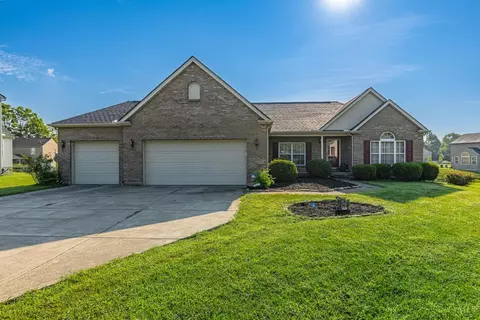 3122 Hailey Ln, Middletown, OH 45044