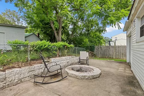 Exterior - 103 Fox Dr, Mason, OH 45040 photo 7 of 7