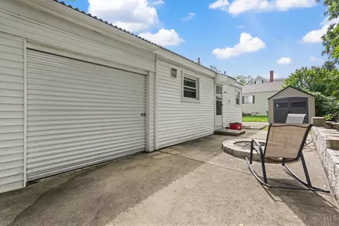 Exterior - 103 Fox Dr, Mason, OH 45040 photo 5 of 7