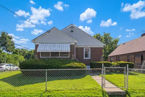 3950 King Pl, Cincinnati, OH 45223