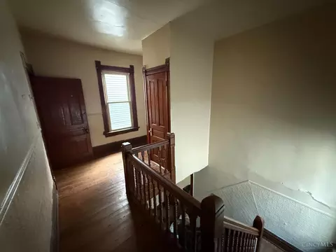 3014 Hackberry St, Cincinnati, OH 45206 photo 10