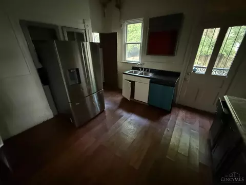 3014 Hackberry St, Cincinnati, OH 45206 photo 9