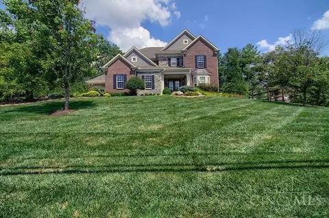 10550 Deerfield Rd, Montgomery, OH 45242