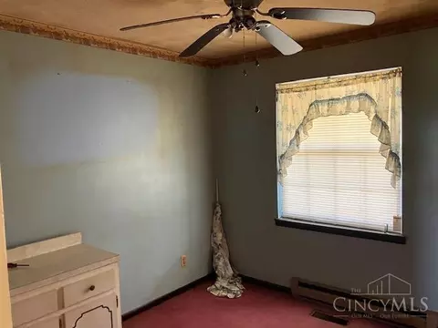 Bedroom - 14974 Chad Ln, Williamsburg, OH 45176 photo 3 of 5