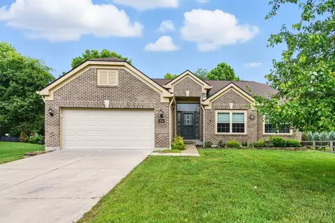 1636 Squires Wood Ct, Milford, OH 45150