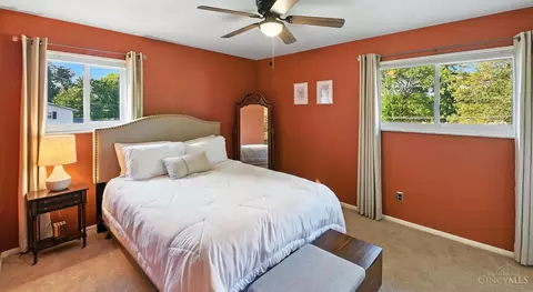 Bedroom - 10562 Hadley Rd, Cincinnati, OH 45218 photo 3 of 4