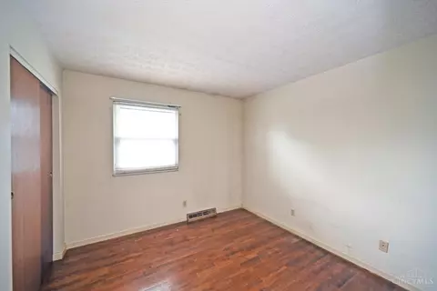 Bedroom - 8509 Plainfield Rd, Cincinnati, OH 45236 photo 3 of 7