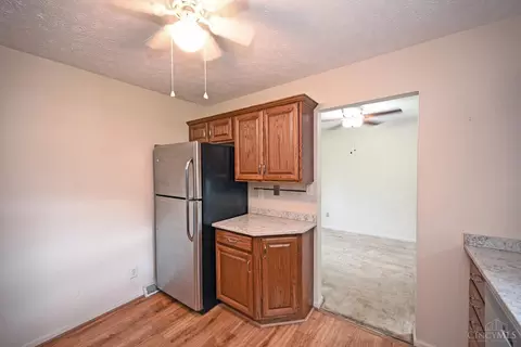 Kitchen - 8509 Plainfield Rd, Cincinnati, OH 45236 photo 3 of 4
