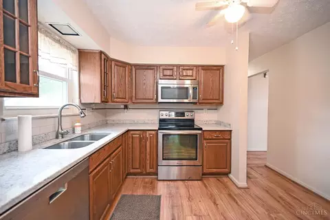 Kitchen - 8509 Plainfield Rd, Cincinnati, OH 45236 photo 1 of 4