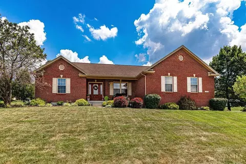1280 Blue Jacket Dr, Hamilton, OH 45013
