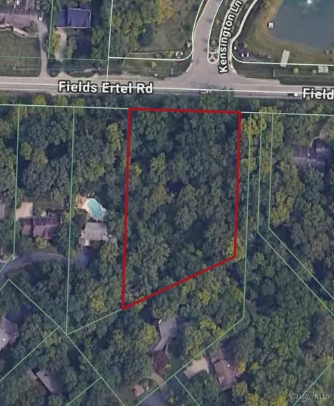 12102 Paulmeadows Dr, Symmes Twp, OH 45249