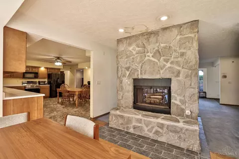 Dining - 2710 Glady Rd, Blanchester, OH 45107 photo 6 of 6