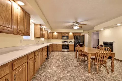 Kitchen - 2710 Glady Rd, Blanchester, OH 45107 photo 5 of 5