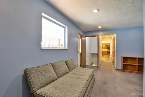 Entry Way - 2710 Glady Rd, Blanchester, OH 45107 photo 3 of 4