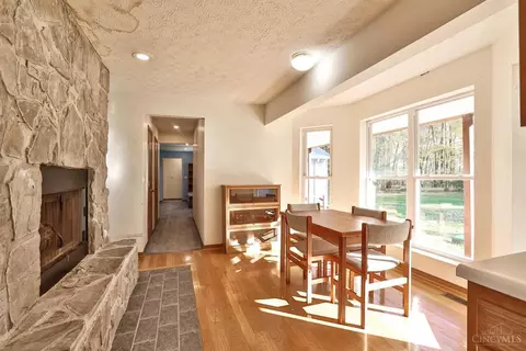 Dining - 2710 Glady Rd, Blanchester, OH 45107 photo 4 of 6