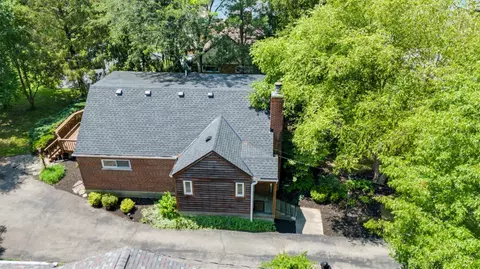 View/Area - 1559 Springdale Rd, Cincinnati, OH 45231 photo 1 of 5