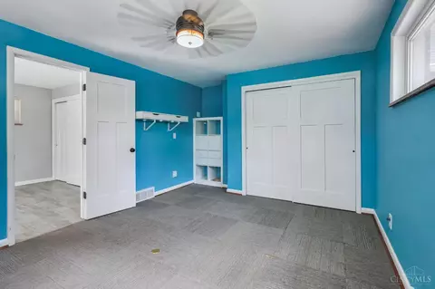 Bedroom - 1559 Springdale Rd, Cincinnati, OH 45231 photo 1 of 5