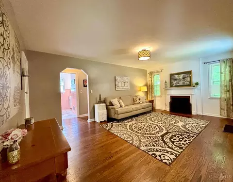 Living - 517 State Rd, Cleves, OH 45002 photo 1 of 1
