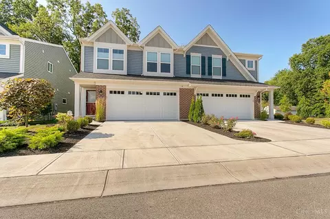 1453 Bloomwood Ln, Milford, OH 45150