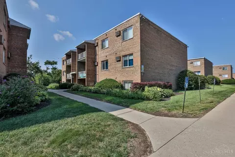 3608 Westwood Northern Blvd, Cheviot, OH 45211