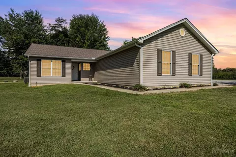 4476 Harris Ln, Felicity, OH 45120