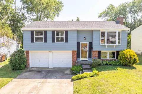 9857 Loralinda Dr, Colerain Twp, OH 45251