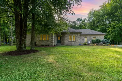 2710 Cedar Trce, Batavia, OH 45103