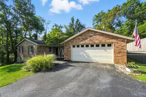 Exterior - 8131 Hopper Rd, Cincinnati, OH 45255 photo 2 of 14