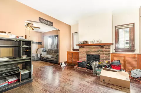 Living - 409 E St, Hamilton, OH 45013 photo 1 of 1
