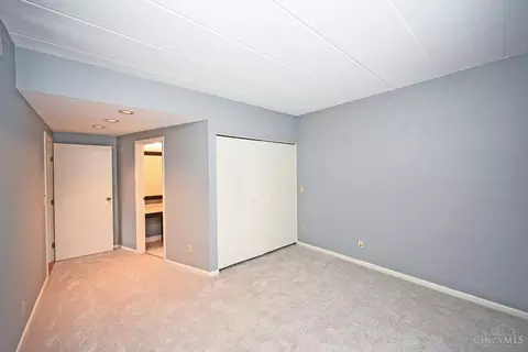 Bedroom - 1775 Mcmillan St, Cincinnati, OH 45206 photo 4 of 4