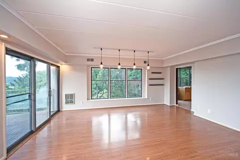 Living - 1775 Mcmillan St, Cincinnati, OH 45206 photo 9 of 9