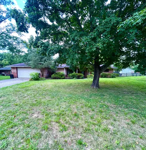 4131 Brookfield Dr, Cincinnati, OH 45245