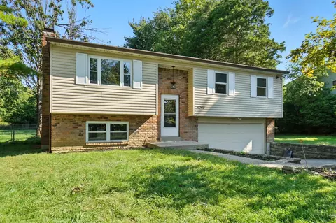 6365 Branch Hill Miamiville Rd, Loveland, OH 45140