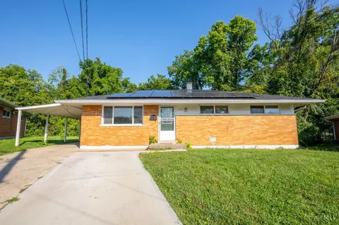 8853 Planet Dr, Cincinnati, OH 45231