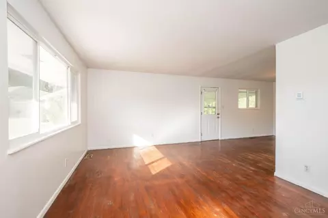 Living - 8853 Planet Dr, Cincinnati, OH 45231 photo 4 of 6