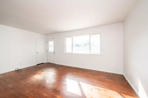 Living - 8853 Planet Dr, Cincinnati, OH 45231 photo 1 of 6