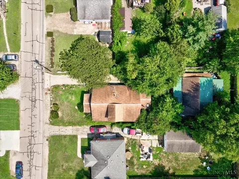 View/Area - 4231 Myrtle Ave, Cincinnati, OH 45236 photo 3 of 7