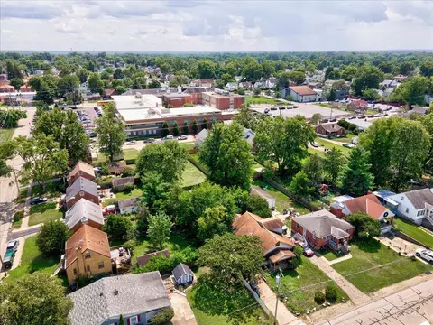 View/Area - 4231 Myrtle Ave, Cincinnati, OH 45236 photo 6 of 7
