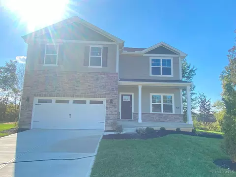 3647 Heritage Farm Ln, Amelia, OH 45102